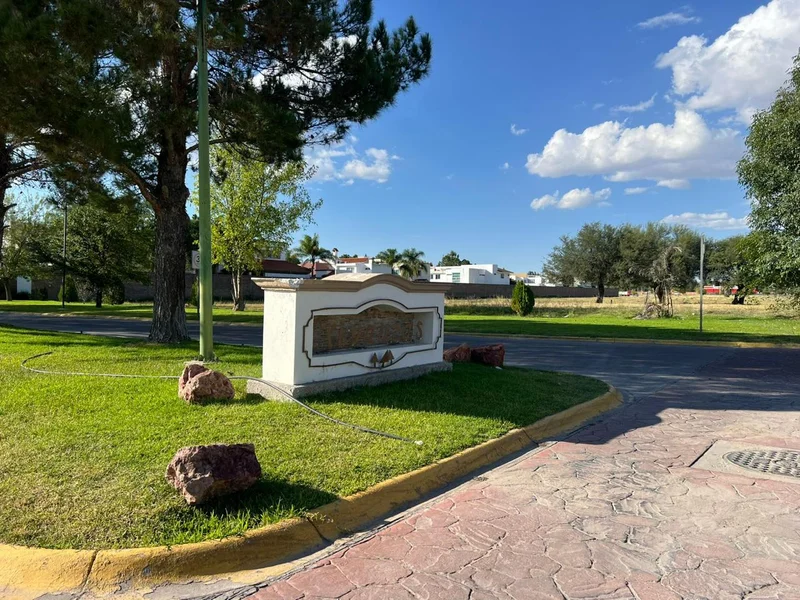 Terreno Las Privanzas, foto 1